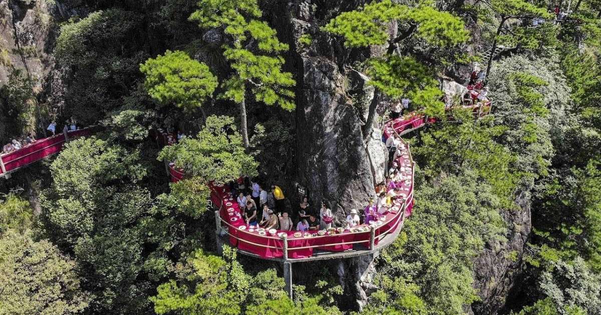 Қазақша өлең: Қадыр Мырза Әли (Он баласы бар ана)