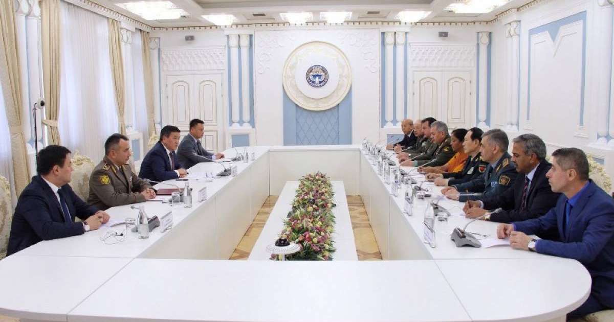 上合组织成员国国防部长会议在吉尔吉斯斯坦举行
