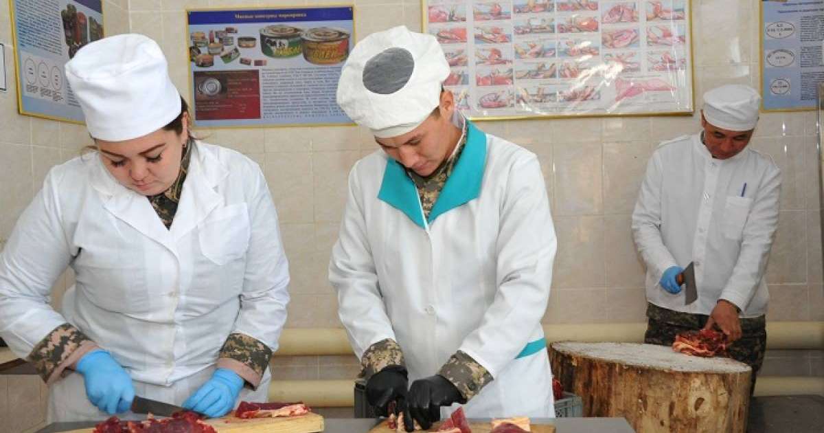 Семейде «Дала асханасы» әскери аспаздар байқауы өтті