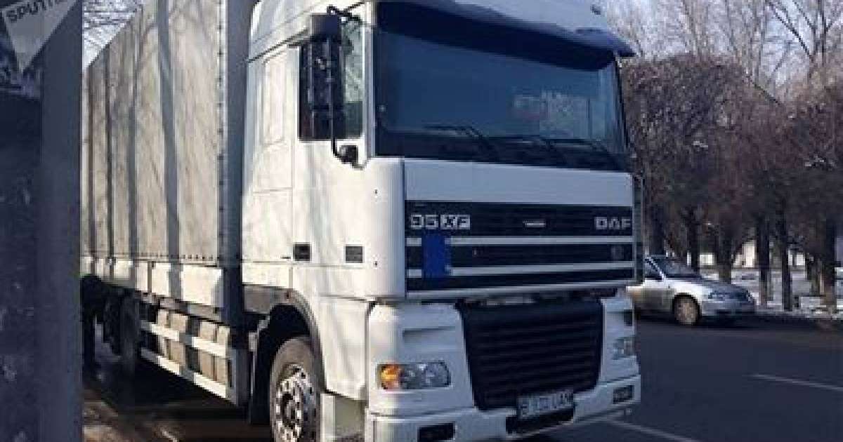 Алматыда жүк көлігі қарт кісіні қағып, 300 метрге сүйреп әкетті