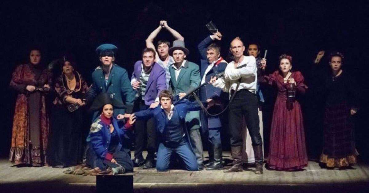 Достоевский атындағы театр: тарихы мен қызықты деректер