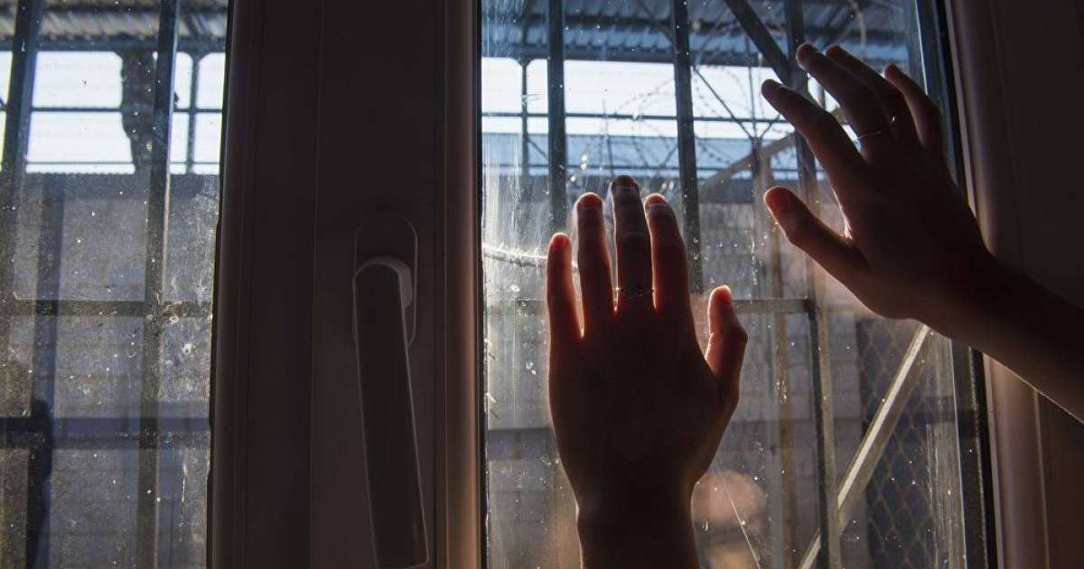 Қазақша тақпақ: Отбасы күні (жанұя, отбасы, әулет, ата-ана, әке, шеше, бала)