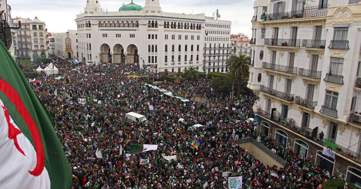 Алжир президенті өтпелі үкімет құрамын бекітті