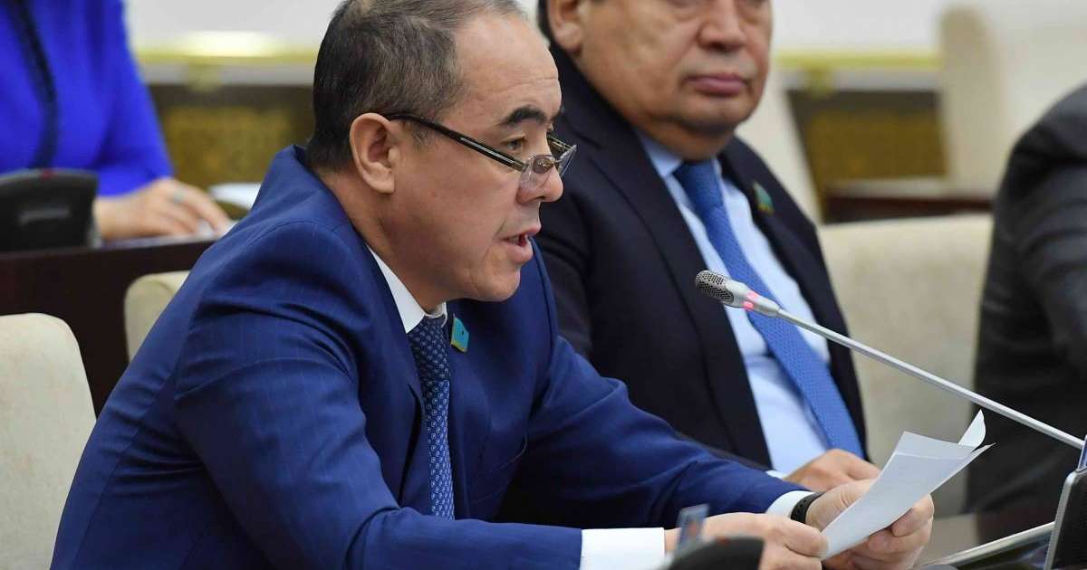 Сенат депутаты Армения мен Ресейден ескі көліктерді Қазақстанға кіргізбеуді сұрады