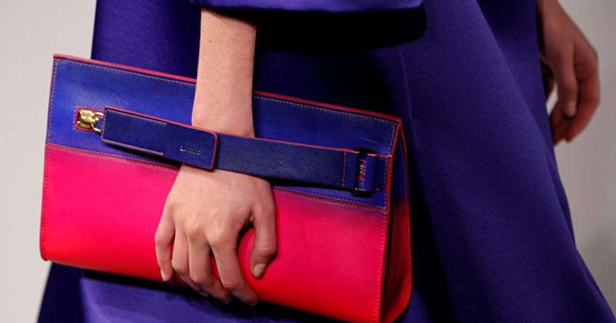 Қартаң әйел өз терісінен сөмке тігуге тапсырыс берді  