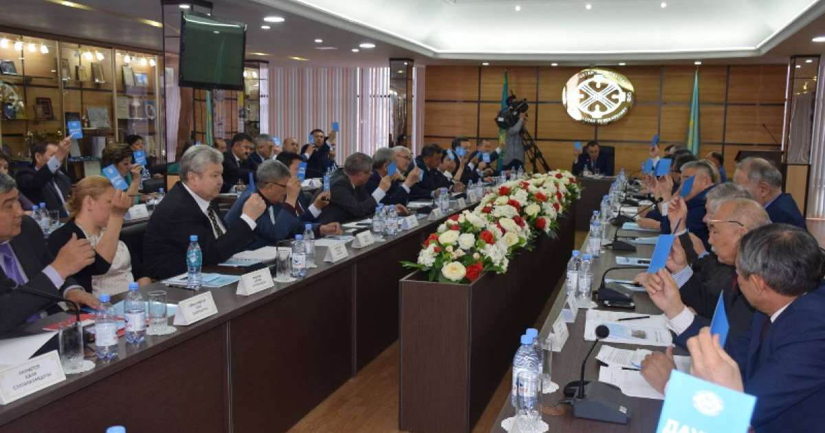 阿曼格勒德·塔斯毕赫夫将代表工会联合会参加总统选举