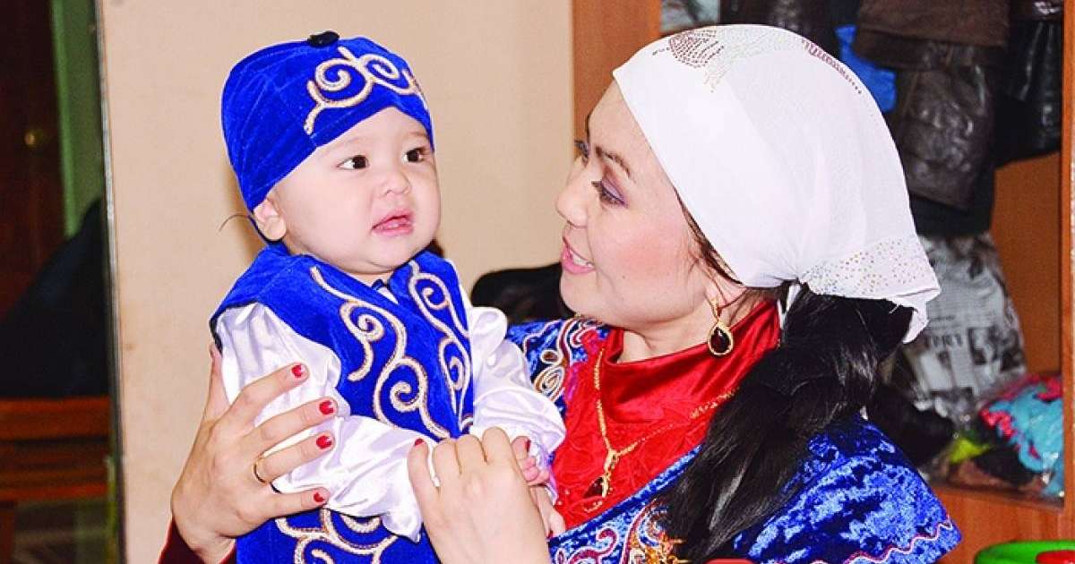 Салт-дәстүр: Кіндік шеше