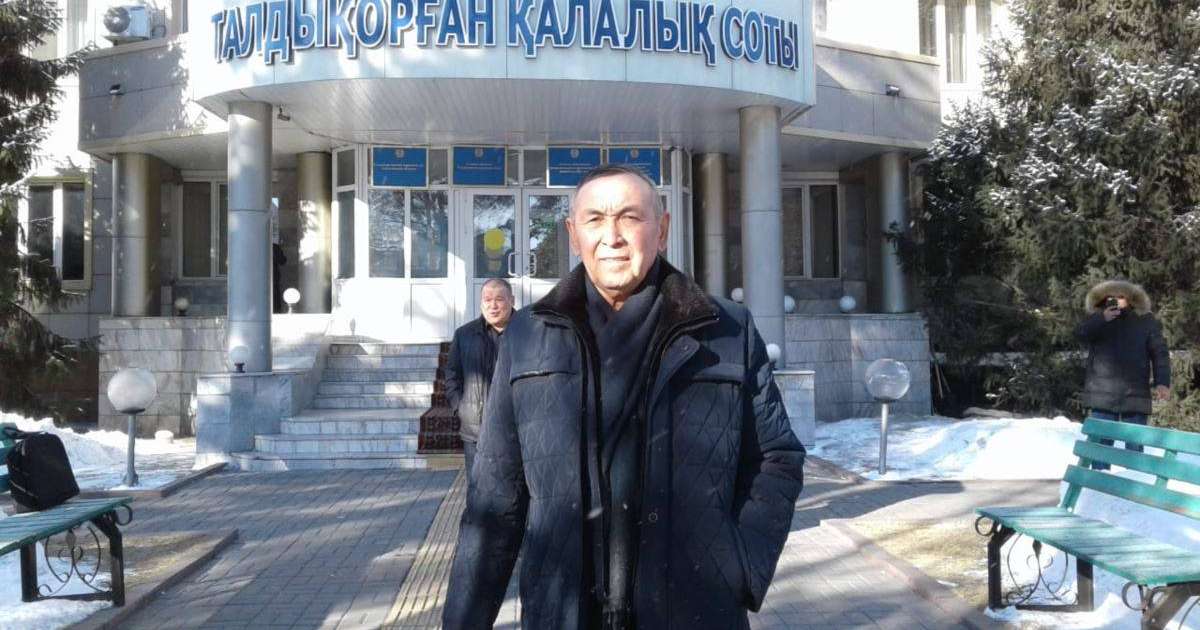 Талдықорғанда "ҚДТ қозғалысына қатысты" деп айыпталған зейнеткердің соты басталды