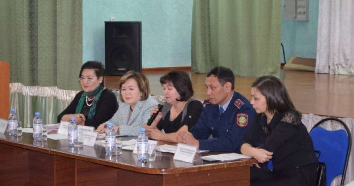 Алматы облысының полицейлері жасөспірімдердің тәрбиесі мен тәртібіне қатысты мәселелерді талқылады