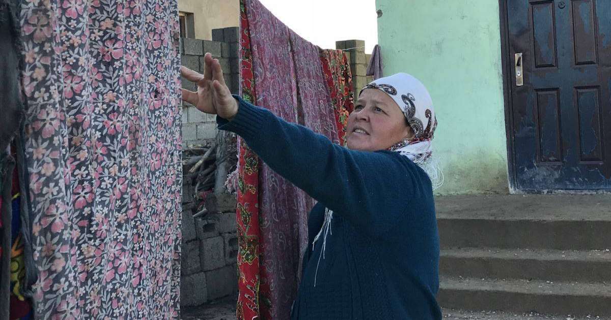 Тұрғындар тұрмысы нашар отбасыларға үй салып берді