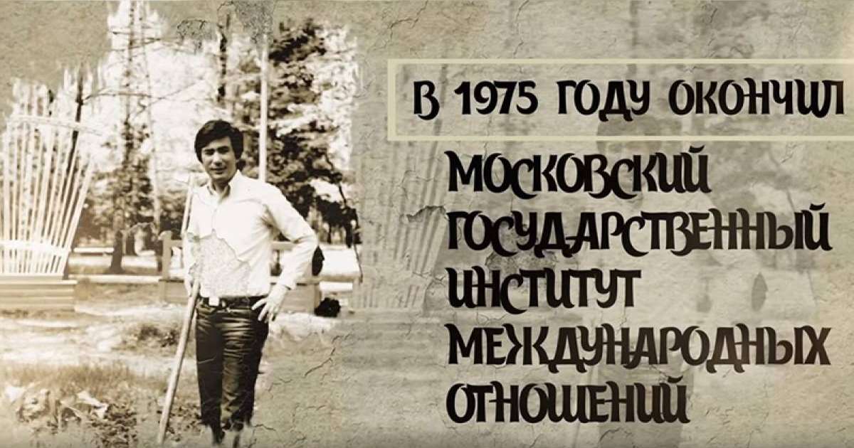 网上出现了关于哈萨克斯坦总统托卡耶夫生平经历的短片