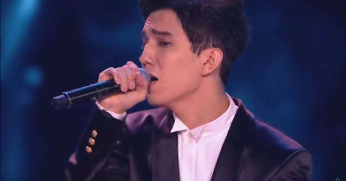 Димаш қазақ тілінде ән айтып, қытайлықтарды тағы да тәнті етті (видео)