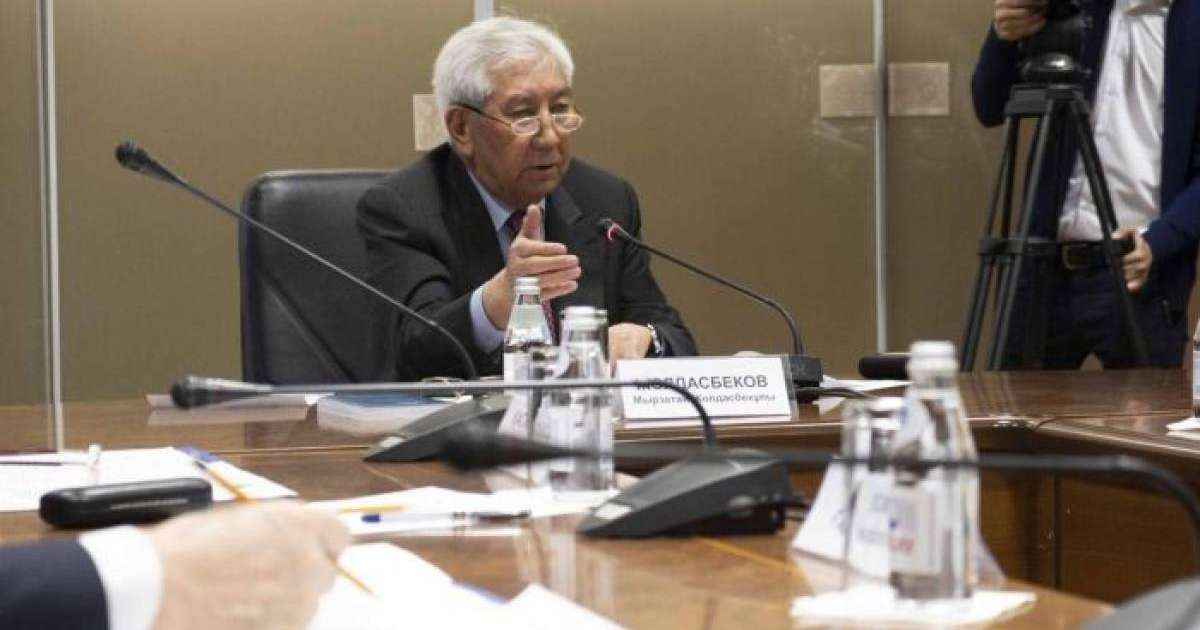 Жолдасбеков президенттікке үміткерге қандай жағдайда "2" қойылатынын айтты