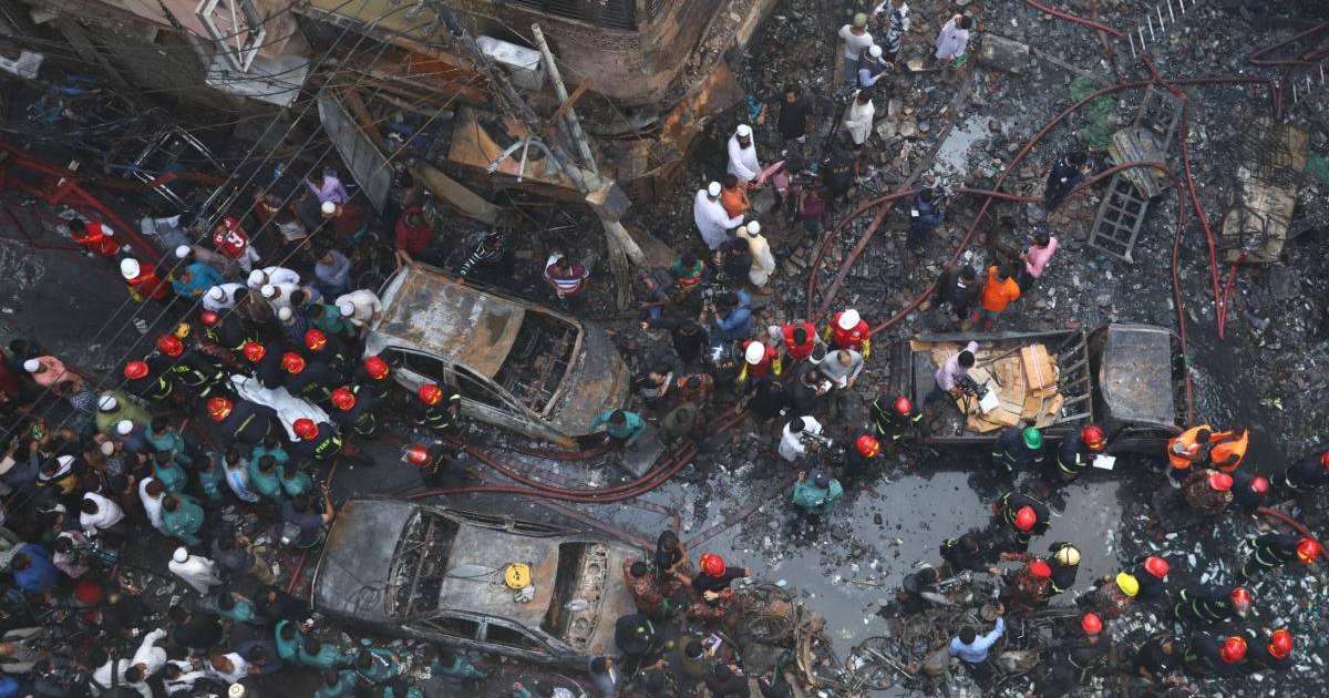 Даккадағы өрттен кем дегенде 69 адам қаза тапты