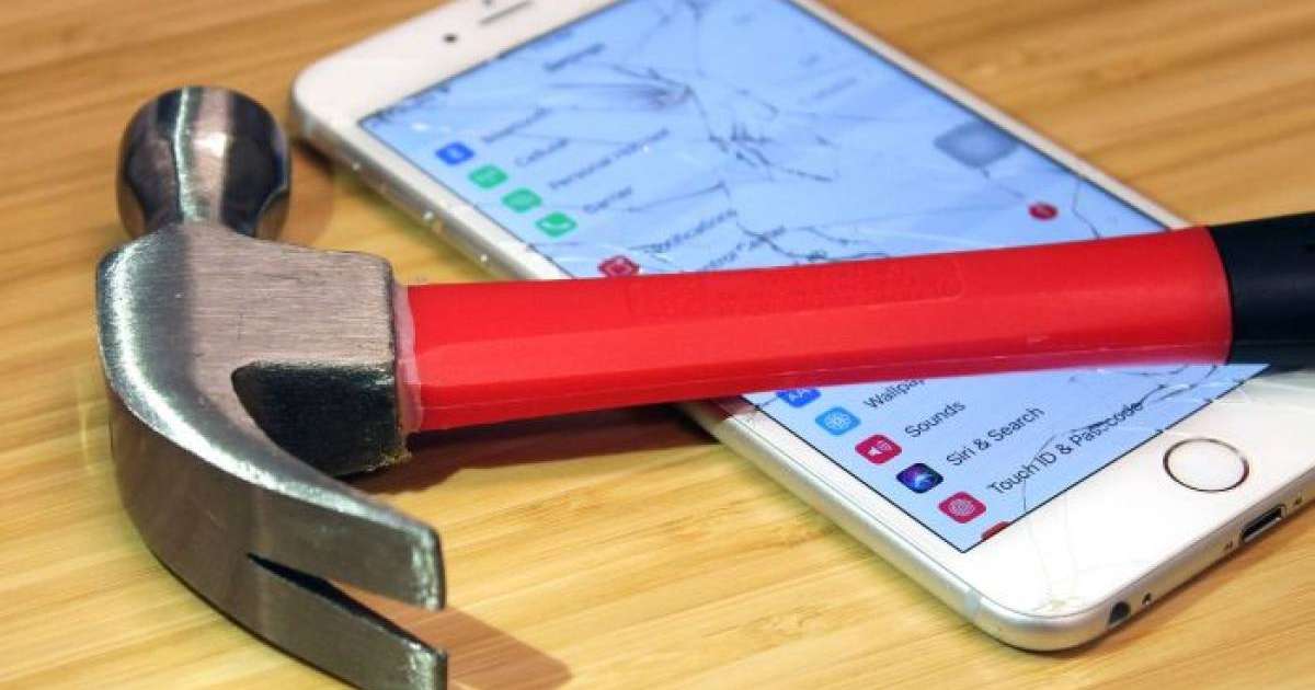 Алматыда жас жігіт әйелді балғамен ұрып қызды тұншықтырды