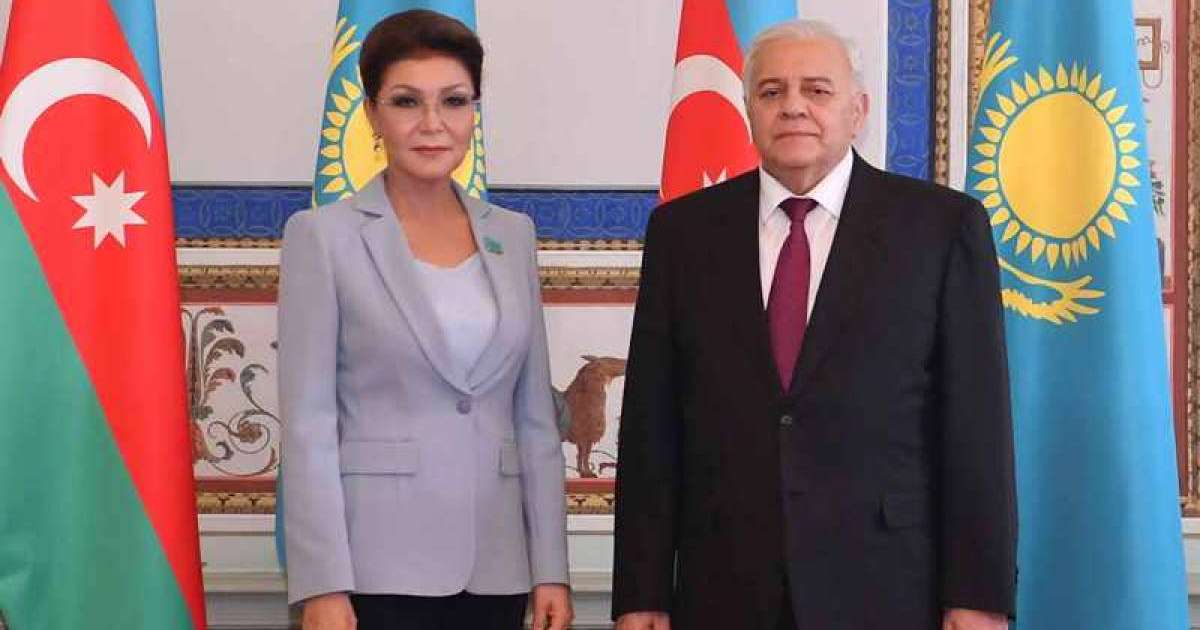 参议院议长纳扎尔巴耶娃在圣彼得堡举行多个双边会晤