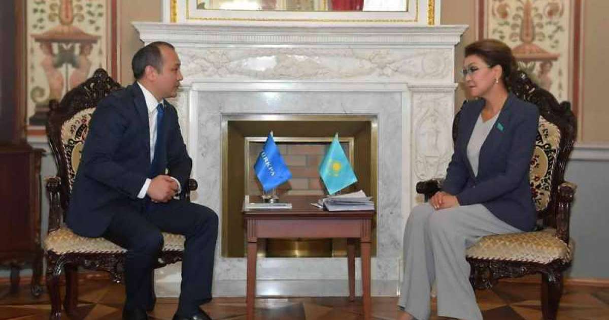 达丽哈•纳扎尔巴耶娃会见TurkPA秘书长阿勒腾别克•玛茂苏珀夫