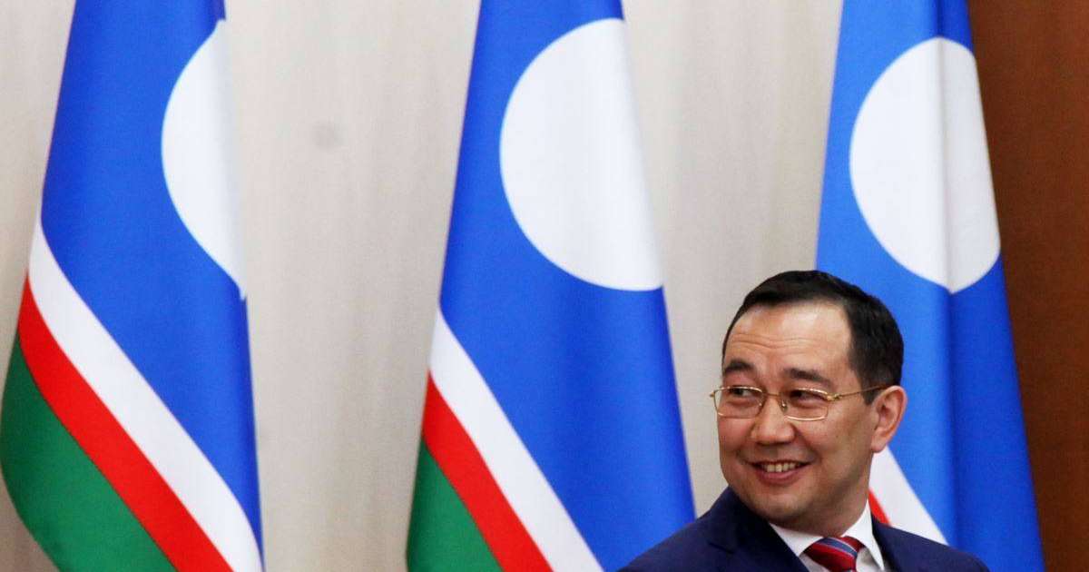 Якутия басшысы мигранттарды жұмысқа алуға тыйым салды