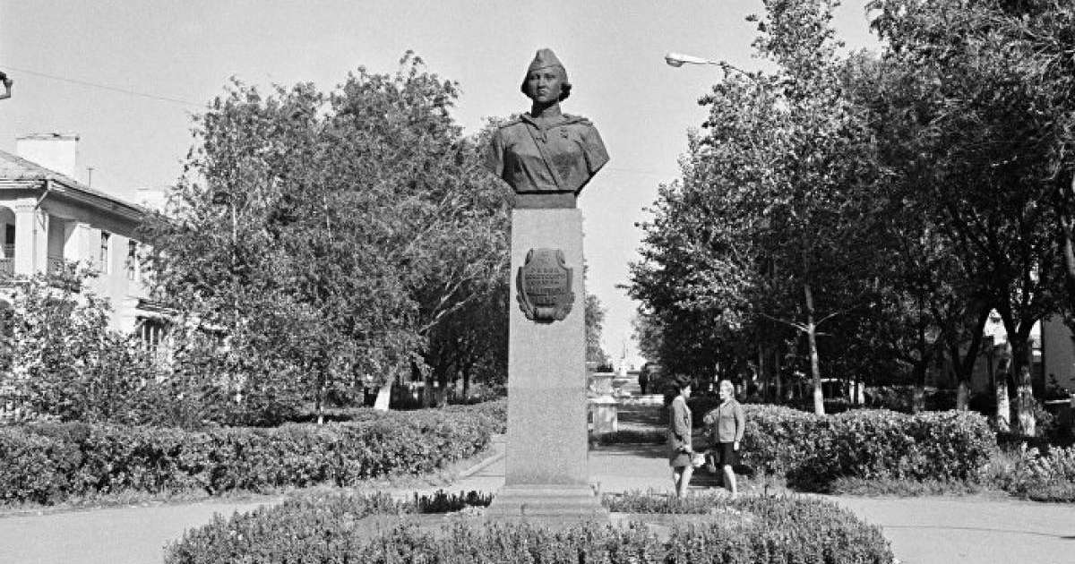 қазақтың батыр қызы Әлия Молдағұлова