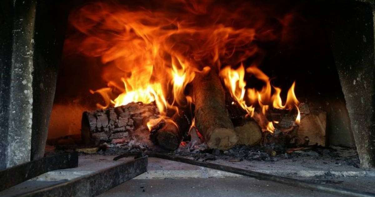 Тараздық полицейлер иіс тиген екі адамды құтқарып қалды