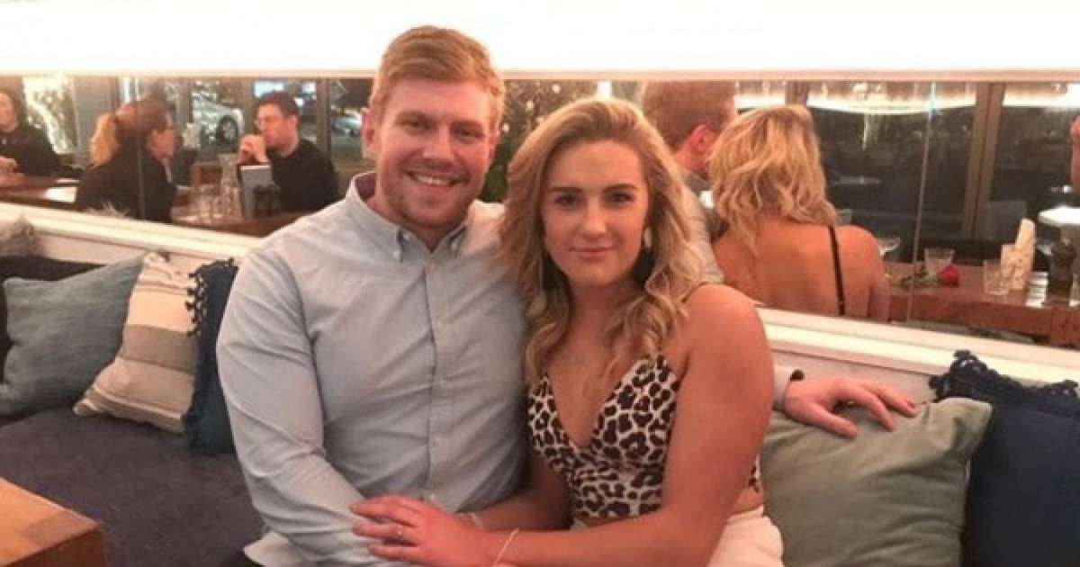 "Жүзікті қайтарамыз". Ер жігіт басқа адамның жүзігімен сүйіктісінің қолын сұраған