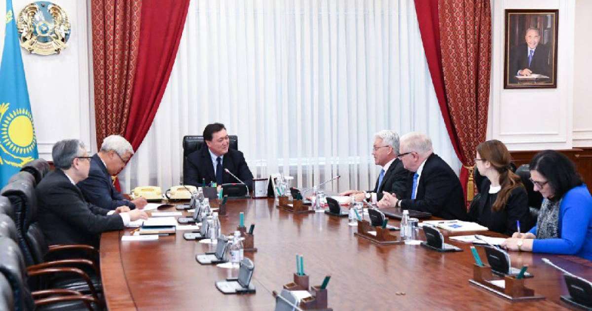 政府总理会见英国外交部欧洲与美洲事务国务大臣邓肯