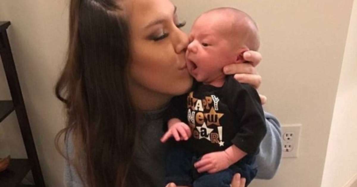 Студент өзінің жүкті екенін толғағы келгенде ғана білген