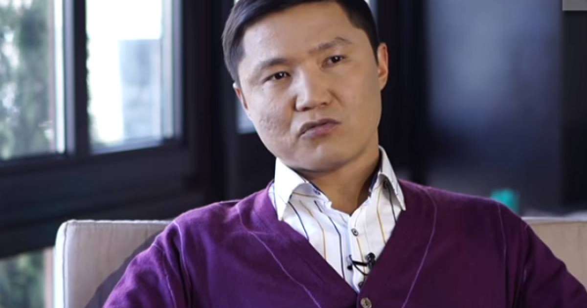 Бағлан Әбдірайымов құмар ойынға салынып, 200 мың доллар ақшасынан шашқанын мойындады