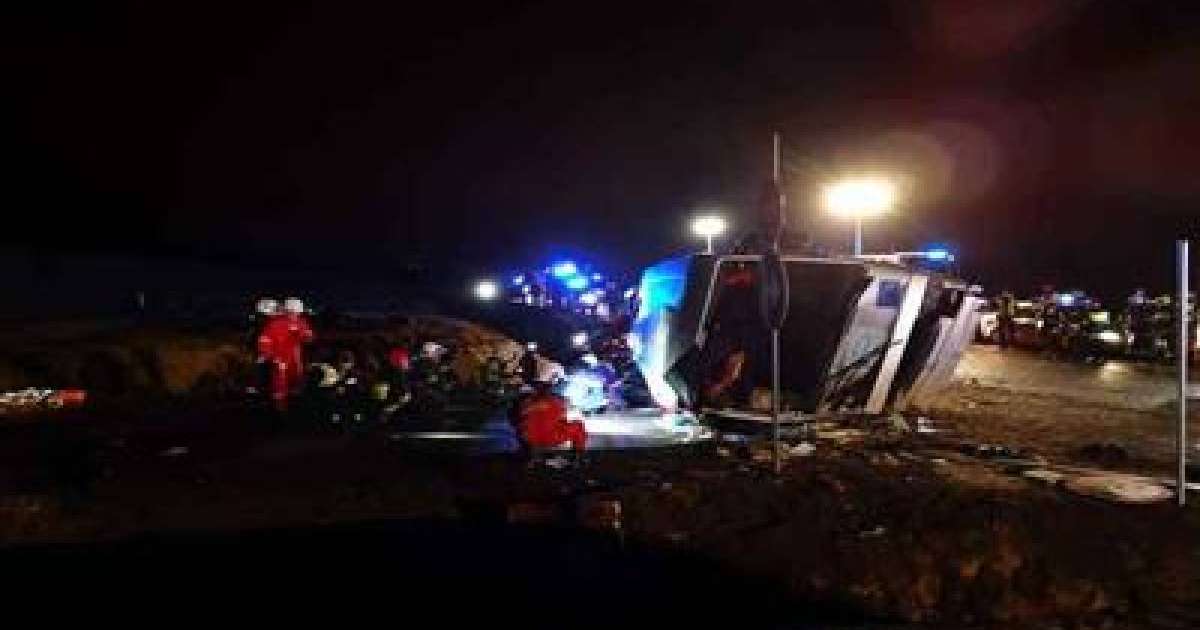 Автобус апатқа ұшырап, бір адам көз жұмды