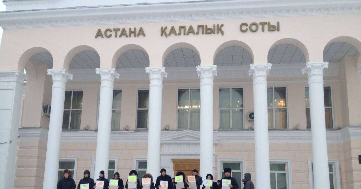 Өтуі мүмкін митинг туралы жазған астаналық белсенді жеті күнге қамалды