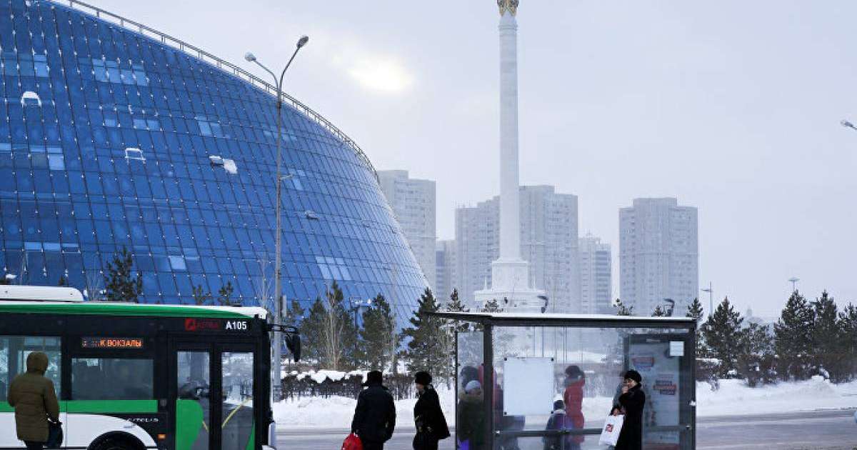 Астанада автобустағы ұрлық видеобақылау камерасына түсіп қалды