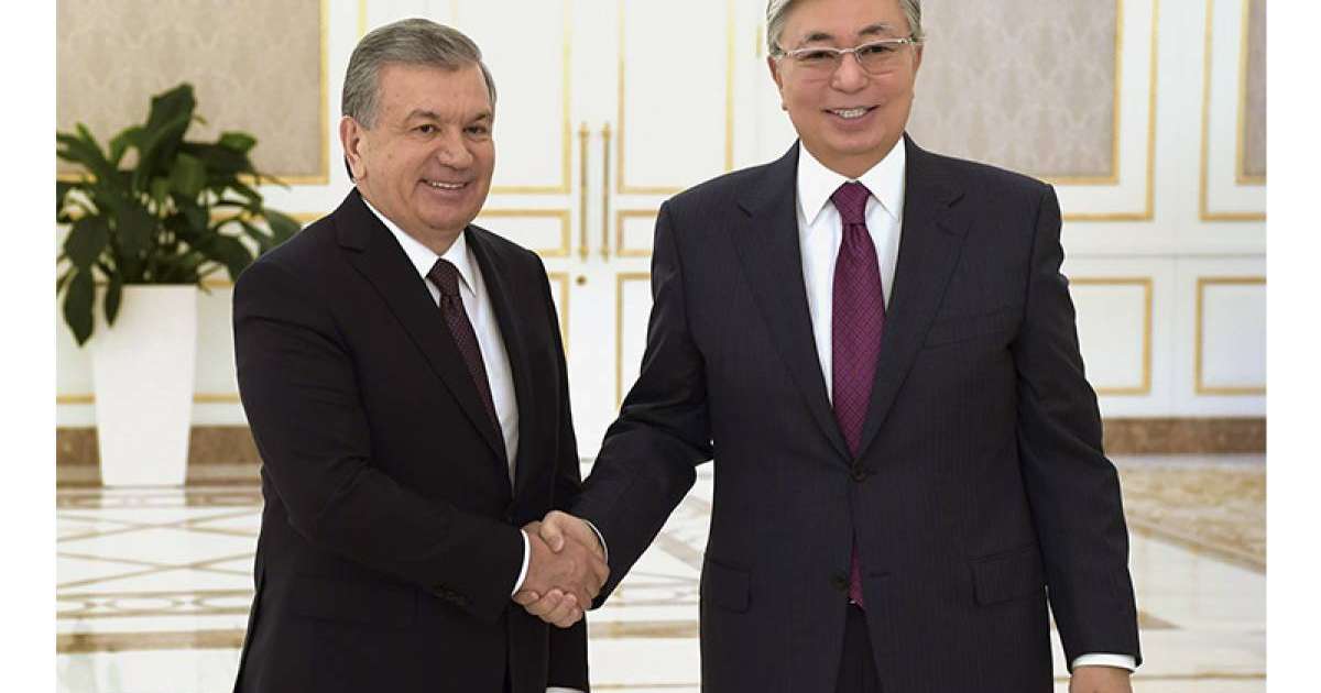 哈萨克斯坦总统与乌兹别克斯坦总统发表联合声明