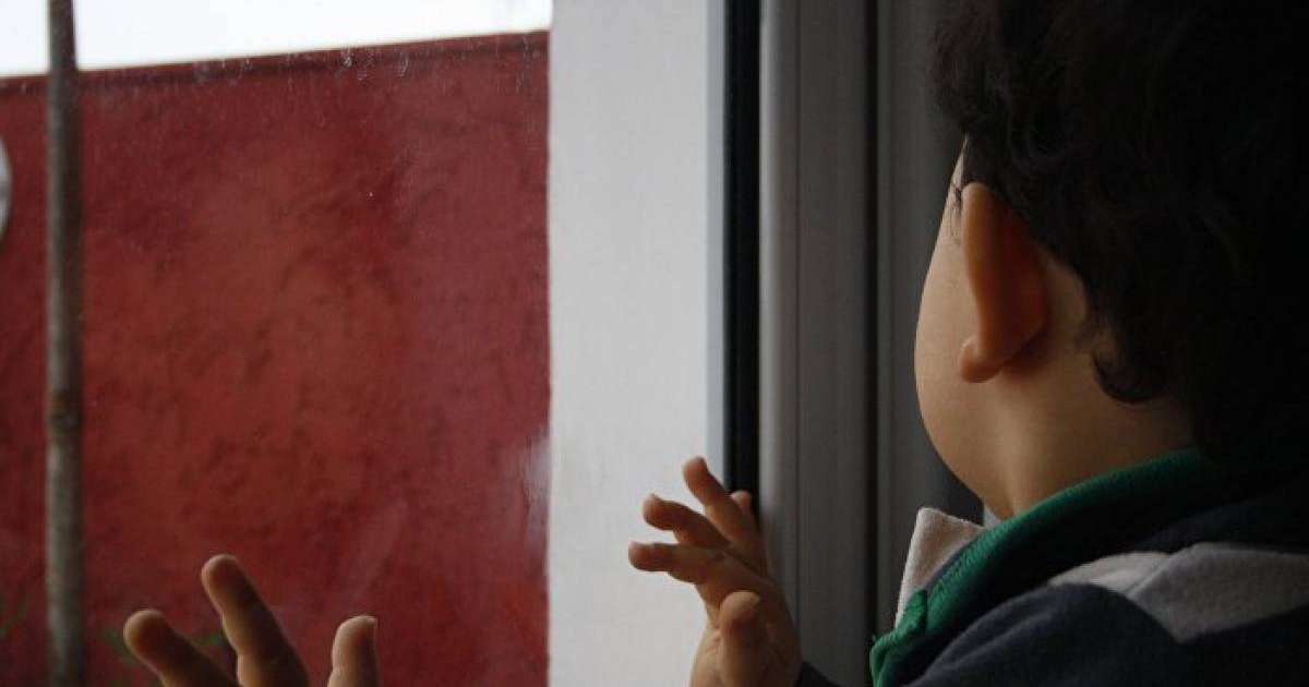 Сәби алтыншы қабаттан құлады