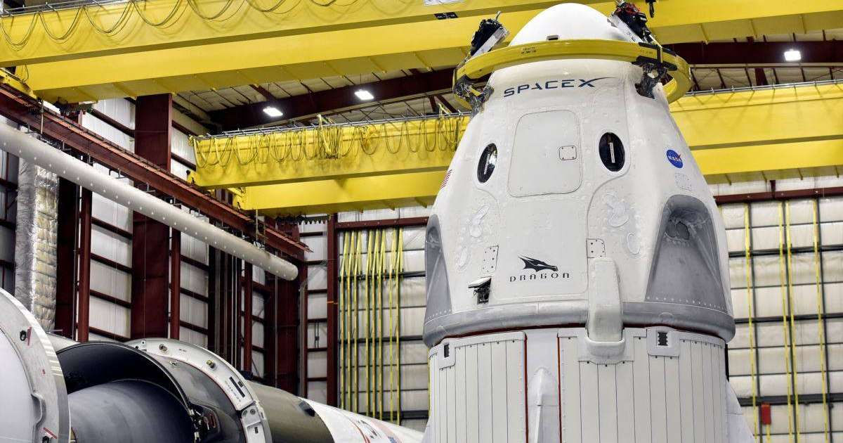 SpaceX ғарышкерлер таситын "Союзға" "балама" кемесін ұшырды