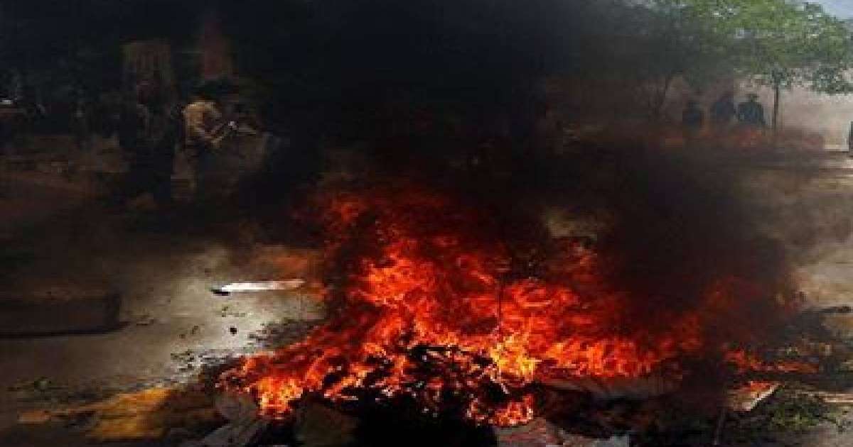 Полиция бастығының зиратын жарып жіберді