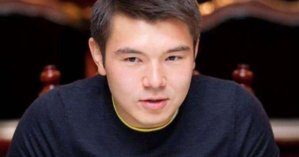 Айсұлтан Назарбаев тегін өзгертті