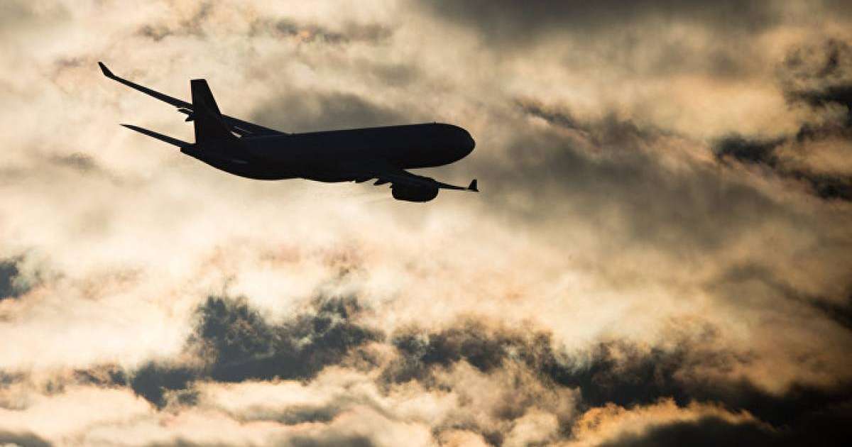 Непалда ұшақ пен тікұшақ соқтығысты