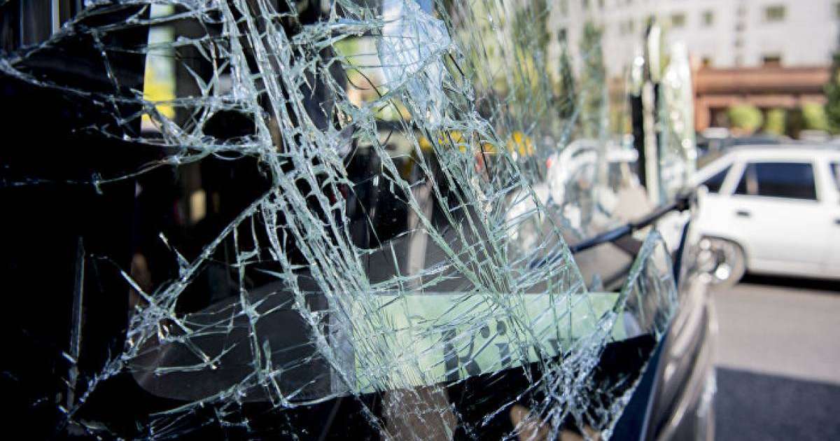 Нұр-Сұлтан қаласында үш автобус соқтығысты: қаза тапқандар бар