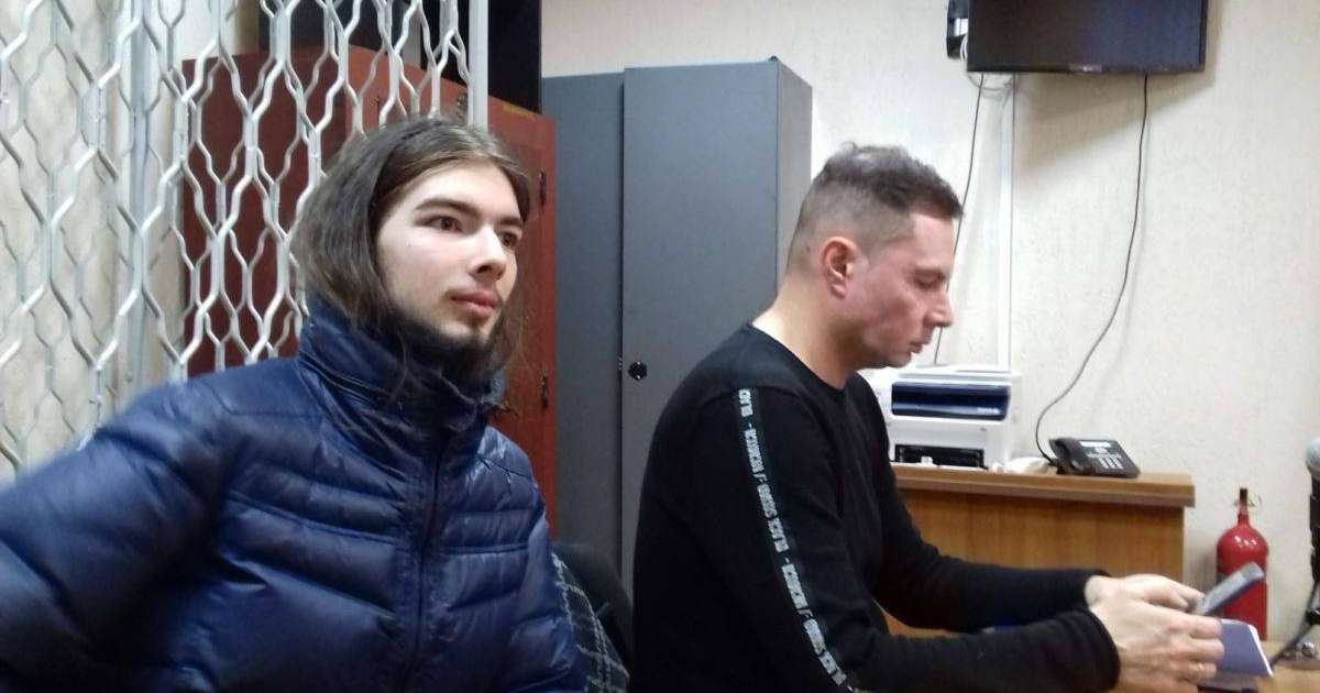 Ресейде сот "балаларды акцияға тарту" бабы бойынша алғаш рет үкім шығарды