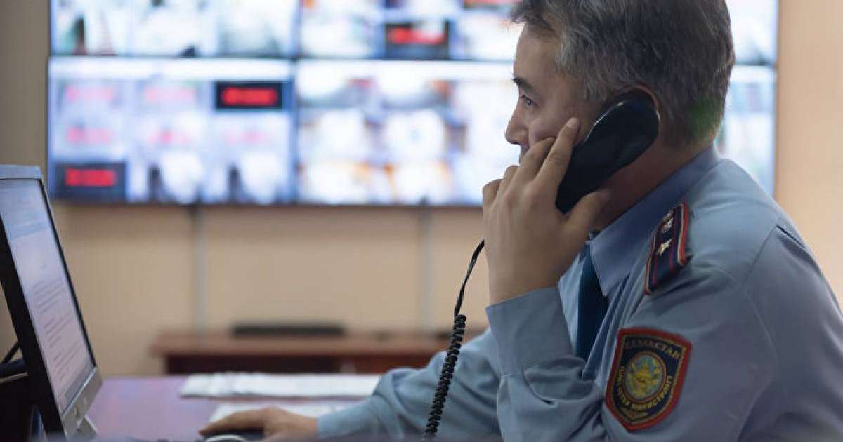 Қарағандыда ер адам сауда орталығын жарып жіберемін деп қорқытты