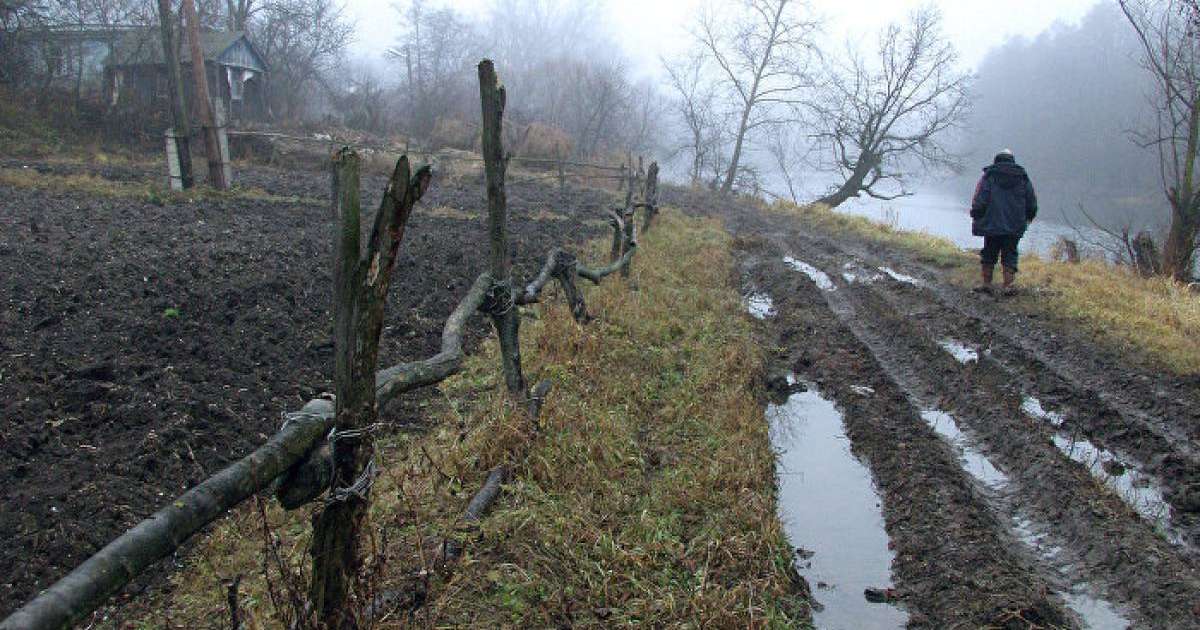"Әкімдік қарамайды" Маңғыстау облысының тұрғындары жолдарды өз күшімен жөндеп жатыр