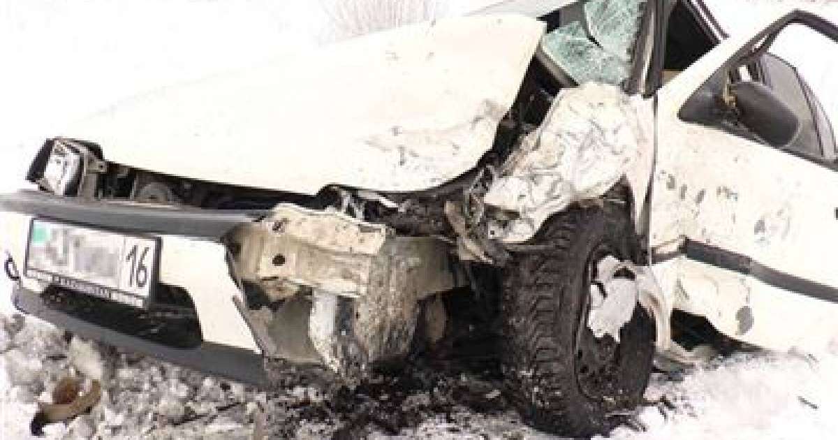 ШҚО-да жол апатынан 4 адам зардап шекті