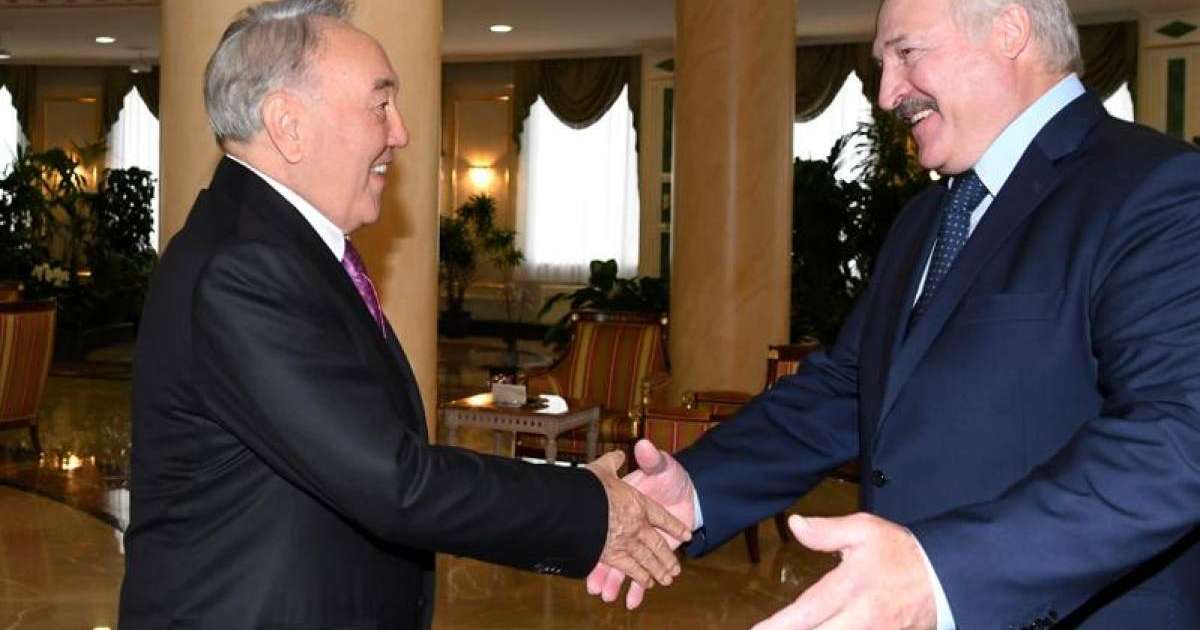 纳扎尔巴耶夫会见白俄罗斯总统卢卡申科