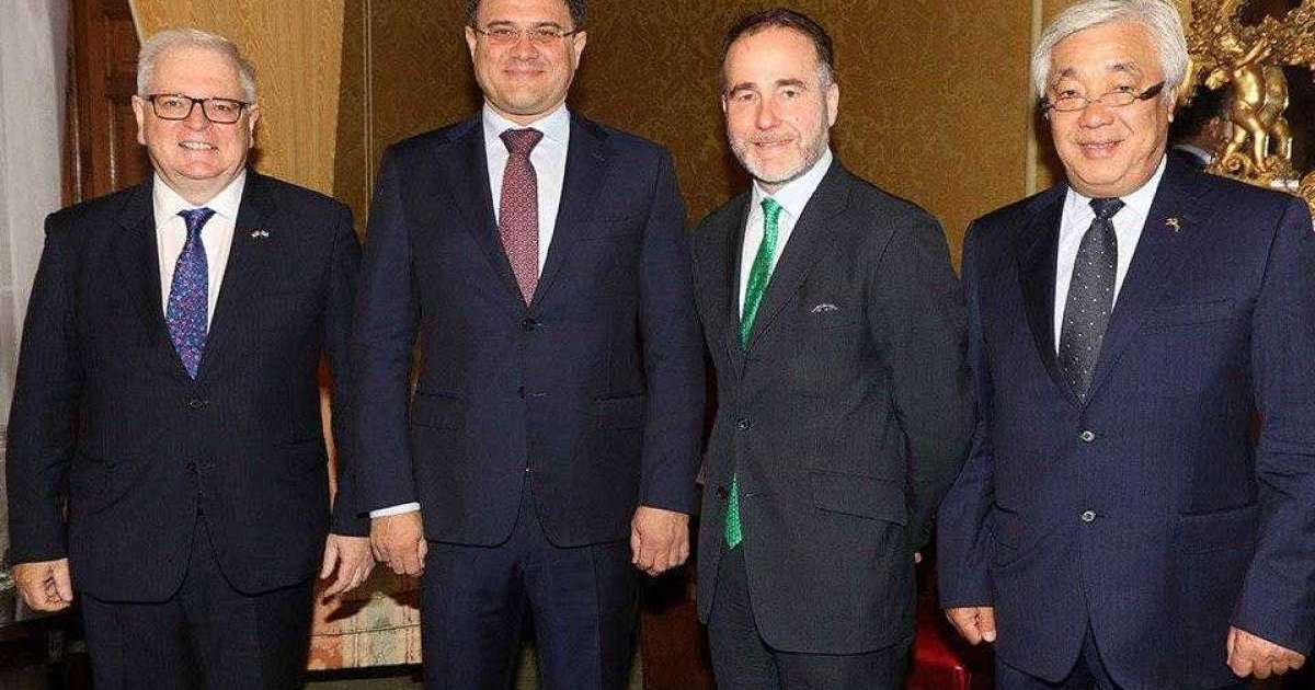 哈萨克斯坦与英国继续加强各领域合作