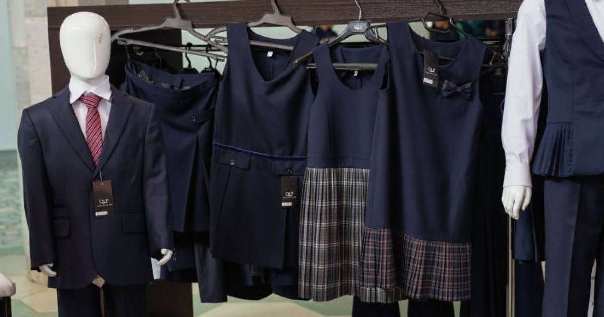 Әр оқушыға - 30 мың теңге: мектеп формасын сатып алуға бұл ақша жете ме