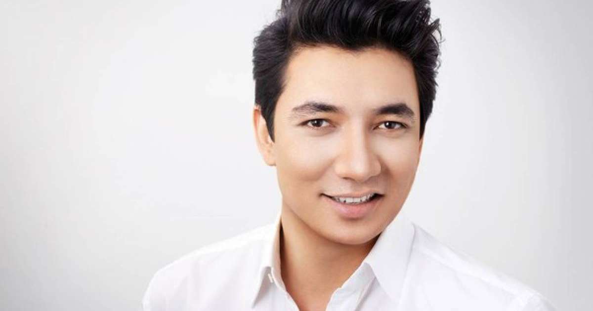 Алишер Каримов В океане глаз твоих тону (2019) mp3 скачать