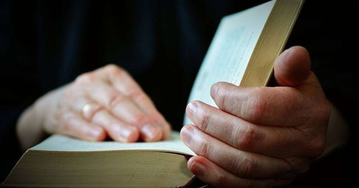 Ғалым Абайдың ұмыт болған өлеңін тапқанын айтып сүйіншіледі