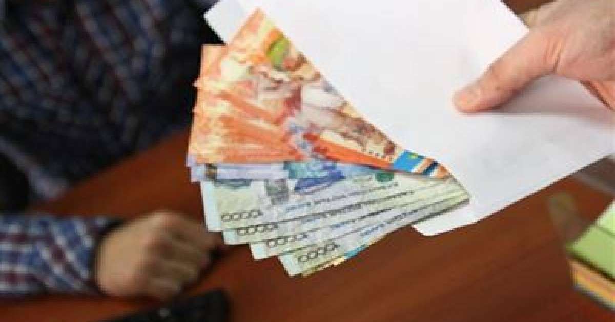 Астанада әкесі ұлын әскерге жібермеу үшін пара бермек болған