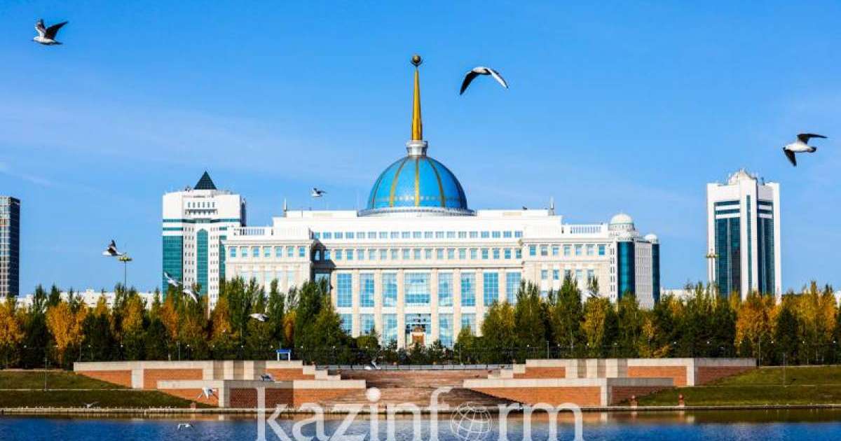 总统接见阿塔梅肯企业家协会主席库勒巴耶夫