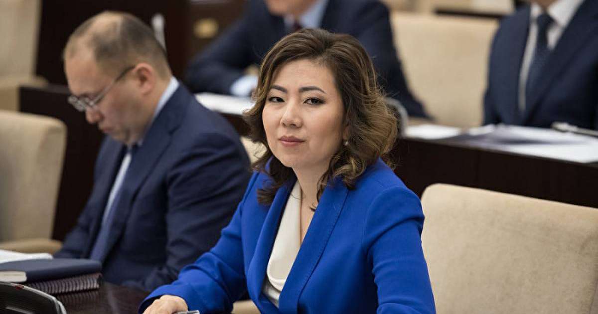 Мәдина Әбілқасымова қызметінен неге кетіп қалды – бұрынғы басшысы жауап берді